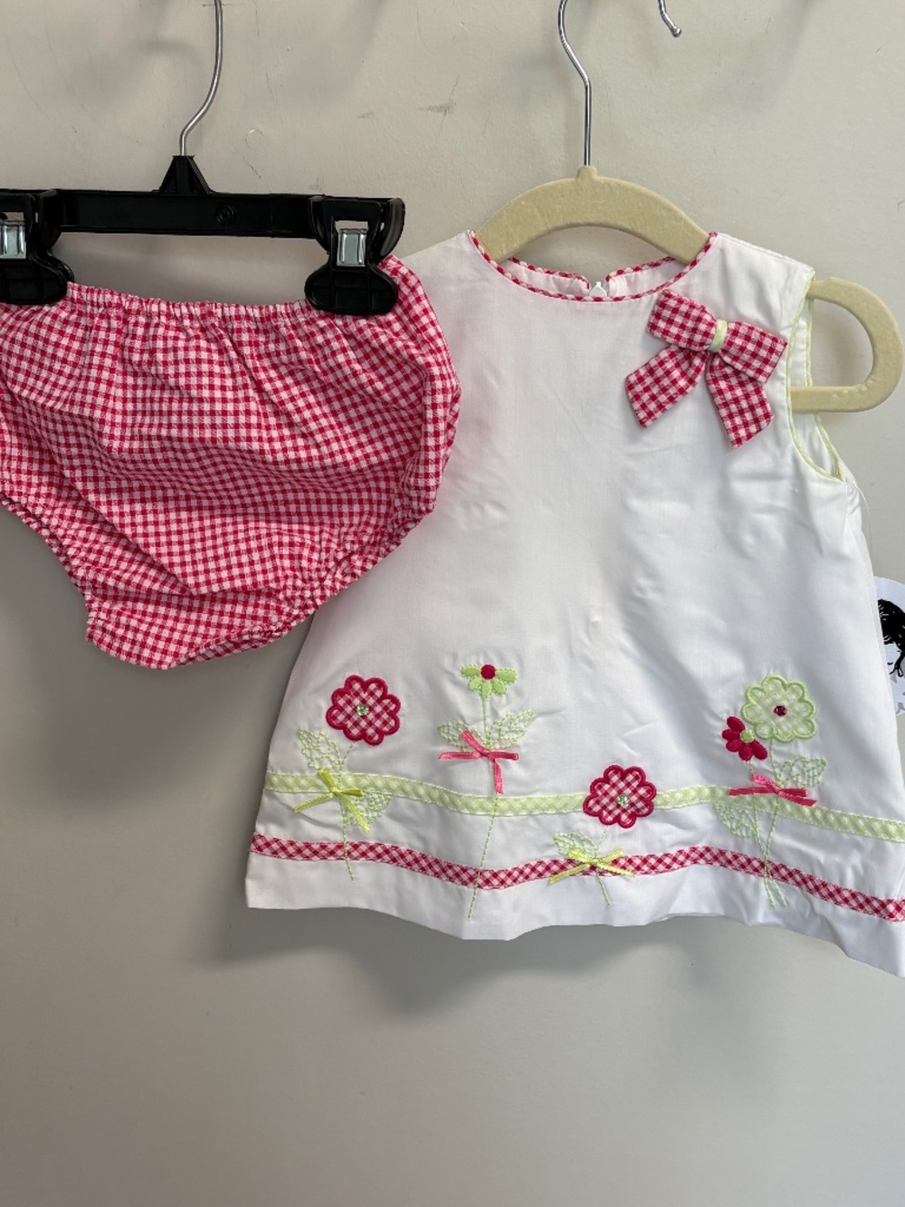 NWT Baby Sarah Louise Embroidered Diaper Set (6 months) Red and white flowers